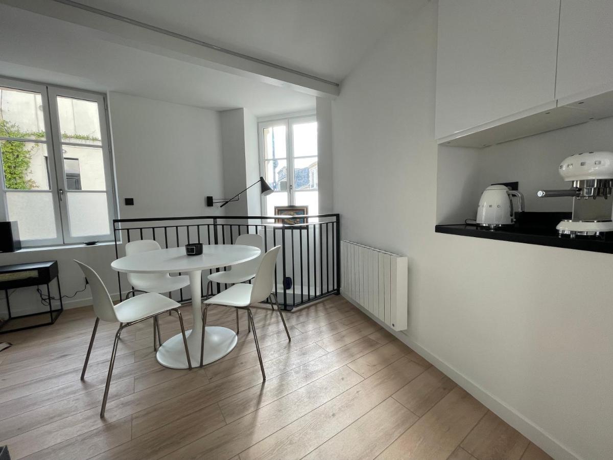 Le Loft Bleu - Un Atelier-Cocon Elegant & Central Bordeaux Exteriör bild